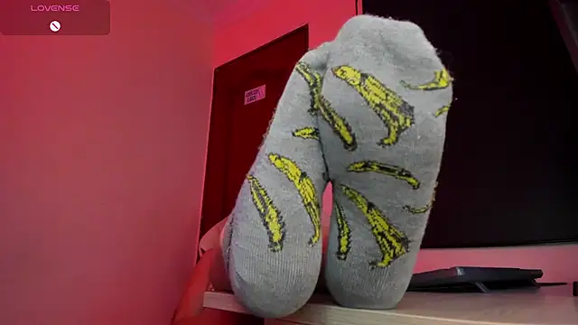 Snapshot of larissa01_ chatting on March 23, 5:43 am larissa01 online show from March 23, 5:43 am