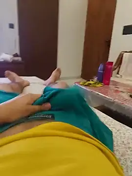 Snapshot of DelhiDick69 chatting on June 28, 8:09 am DelhiDick69 online show from June 28, 8:09 am
