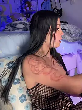 -Loren- online show from April 24, 11:45 am