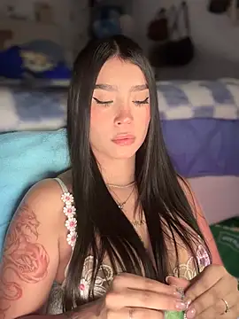 -Loren- online show from June 8, 12:16 pm