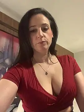 Snapshot of Audrey_hotty chatting on February 9, 3:43 am Audrey hotty online show from February 9, 3:43 am