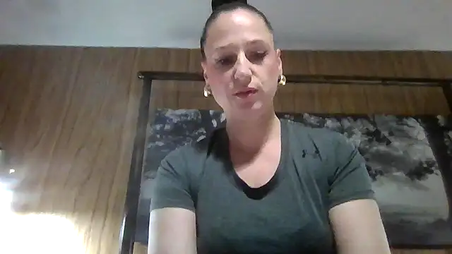 Snapshot of Audrey_hotty chatting on September 9, 12:54 am Audrey hotty online show from September 9, 12:54 am