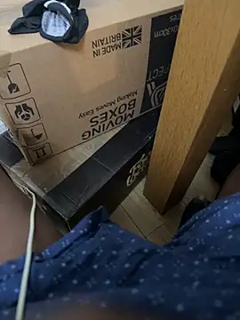 Snapshot of Oorgazmic chatting on February 5, 7:51 pm Oorgazmic online show from February 5, 7:51 pm