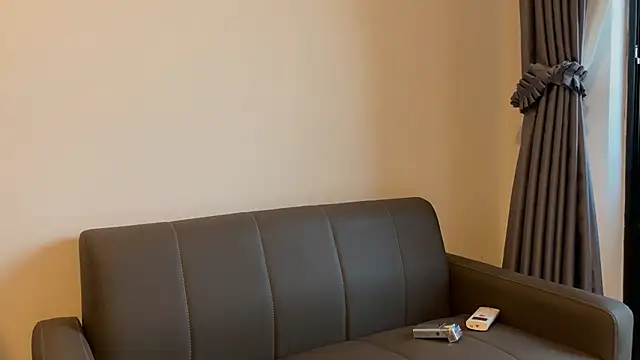 anahori  simon online show from March 8, 11:30 pm