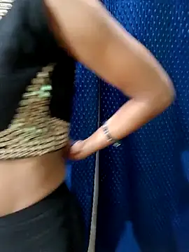 Snapshot of Savita_hotmom chatting on March 24, 5:40 pm Savita hotmom online show from March 24, 5:40 pm