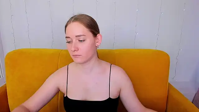 Snapshot of AlinaVice chatting on March 20, 7:58 am AlinaVice online show from March 20, 7:58 am