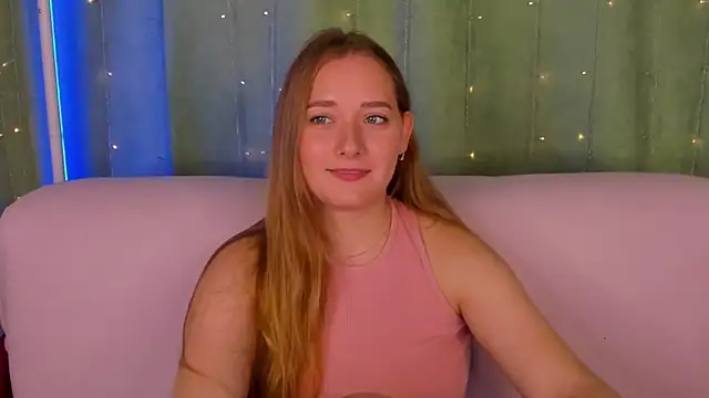 Snapshot of AlinaVice chatting on July 14, 2:05 am AlinaVice online show from July 14, 2:05 am