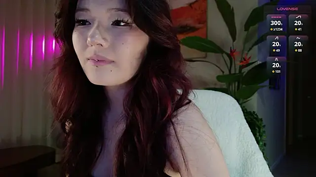 KitayamaChu online show from April 9, 8:47 pm