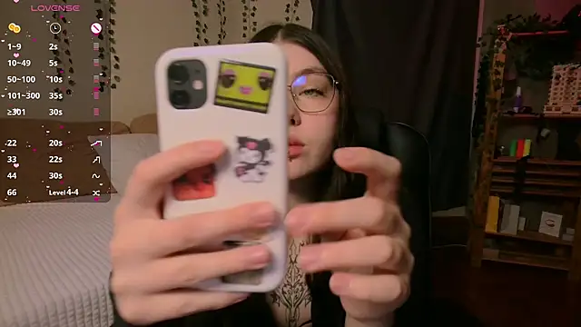 Arizonaa Muse online show from October 8, 1:36 am