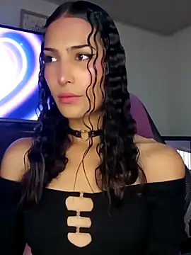 Lanna hott  online show from November 6, 7:04 pm