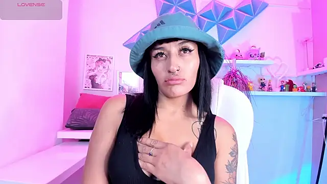 Valkiria ponce online show from January 17, 8:08 am