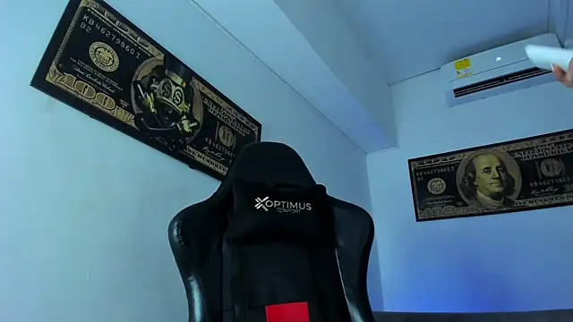 SaraRoy  online show from March 4, 12:22 pm