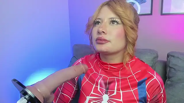 Khali reed  online show from October 11, 8:07 pm