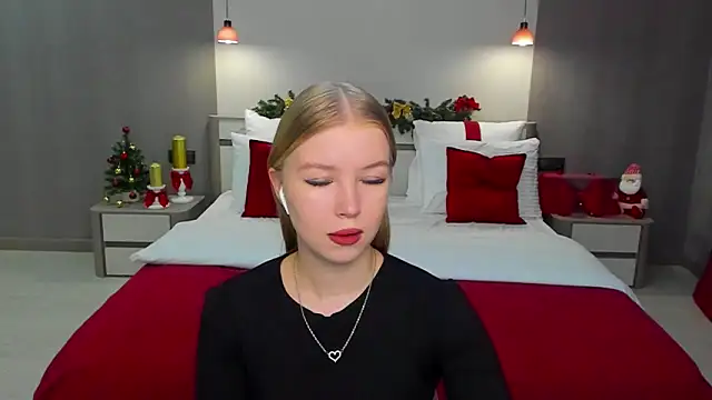 shy  lady online show from December 2, 11:45 am