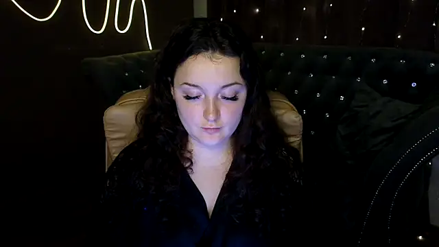 GloriNichols online show from December 21, 1:32 pm