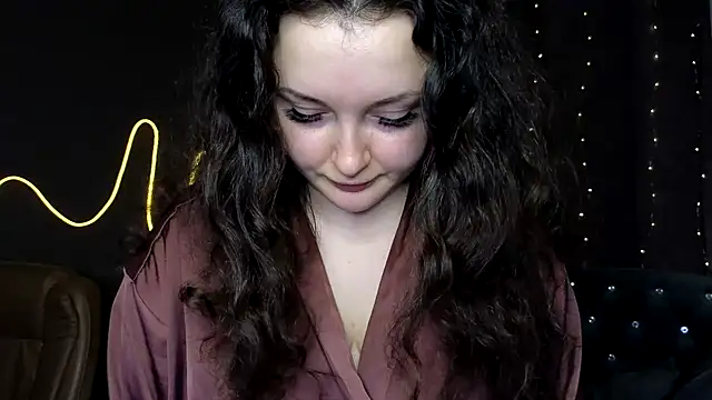 GloriNichols online show from January 19, 12:28 pm