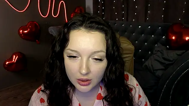 GloriNichols online show from February 14, 10:28 am