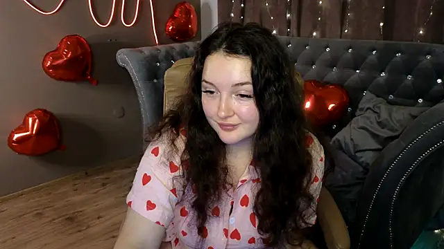 GloriNichols online show from February 22, 9:34 am