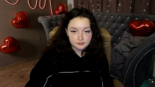 GloriNichols online show from February 27, 9:32 am