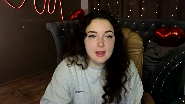 GloriNichols online show from March 14, 7:04 am