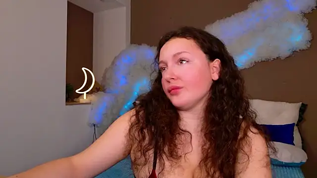 GloriNichols online show from November 13, 8:02 am