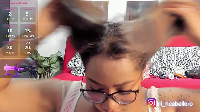 Snapshot of Lilithcaballero chatting on February 14, 11:31 pm Lilithcaballero online show from February 14, 11:31 pm