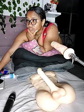 Snapshot of Lilithcaballero chatting on October 1, 1:11 am Lilithcaballero online show from October 1, 1:11 am