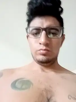 ale3J4a online show from October 30, 7:03 pm