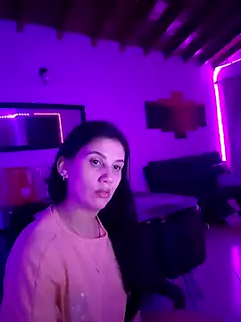 AbbyBaker222 online show from February 11, 5:47 am