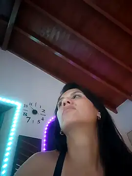 AbbyBaker222 online show from December 17, 8:53 am