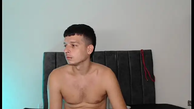 FerneyManti online show from March 1, 12:45 pm