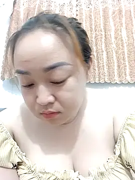 VyOanh2K online show from March 27, 4:07 pm