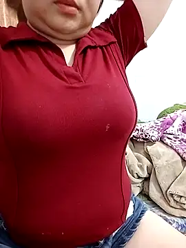 VyOanh2K online show from April 22, 2:58 am