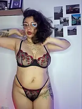 Aria Bennett21 online show from January 2, 6:07 am