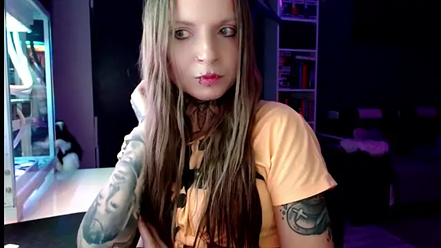 InesGold online show from March 14, 7:12 pm