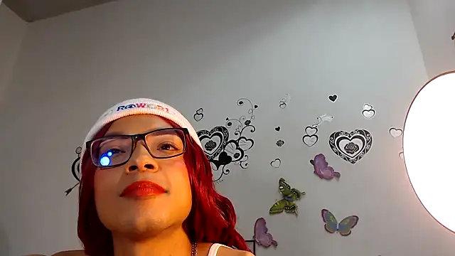 Snapshot of KristalTsXXX chatting on December 12, 6:25 am KristalTsXXX online show from December 12, 6:25 am