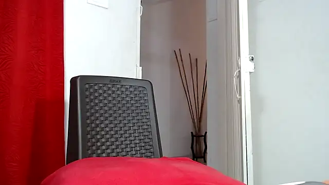 Snapshot of KristalTsXXX chatting on January 27, 2:57 pm KristalTsXXX online show from January 27, 2:57 pm