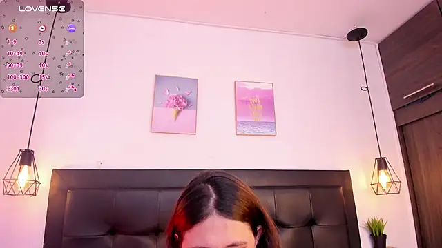 Snapshot of sweet_abby1 chatting on December 13, 9:30 pm sweet abby1 online show from December 13, 9:30 pm