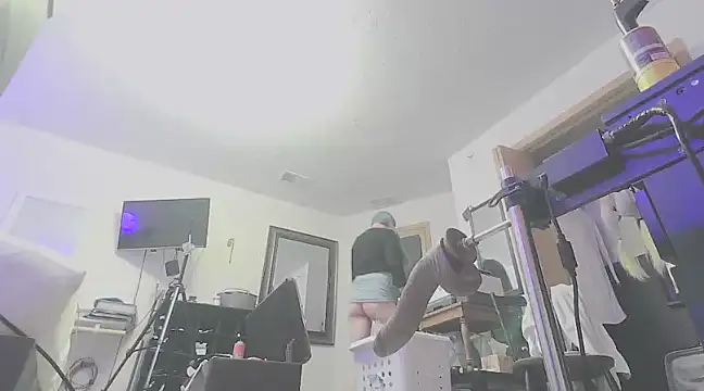 sissytrapdolly24 online show from March 3, 4:14 am