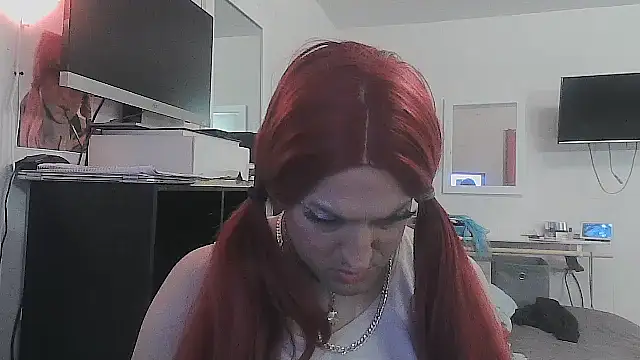sissytrapdolly24 online show from March 11, 7:03 am
