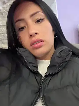 Sara luna  online show from December 14, 3:25 pm