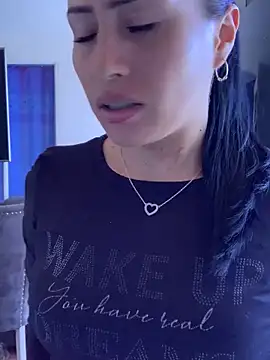 Sara luna  online show from January 18, 7:04 pm