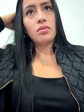 Sara luna  online show from October 30, 11:38 pm