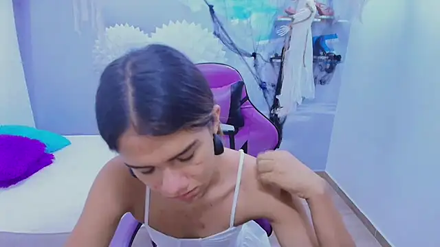 DEMI LEED online show from November 1, 12:29 pm