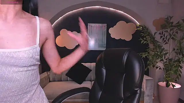 HannahJamesX online show from January 11, 6:54 pm