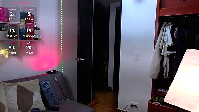 elian r online show from October 25, 5:15 am