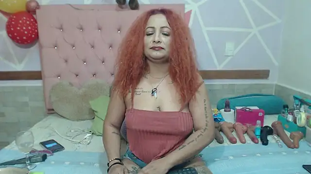 Snapshot of Lena_lawson chatting on October 10, 9:03 pm Lena lawson online show from October 10, 9:03 pm