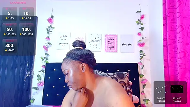 CiaraEbony online show from January 27, 12:58 pm