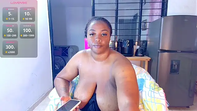 CiaraEbony online show from February 12, 12:44 pm