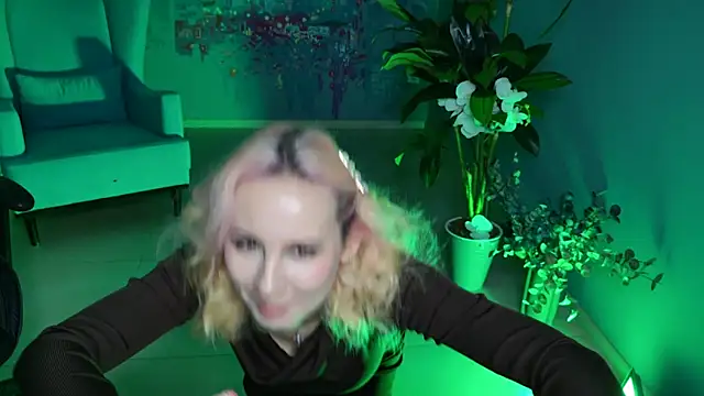 JasmineMilko online show from February 13, 11:17 am